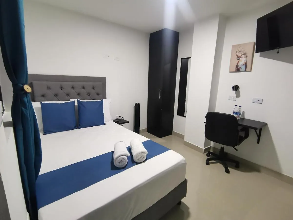 Andaliving Campo Valdes Hospedaje Medellin 0*,